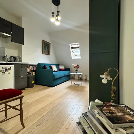 Cosy 5 Minutes Tour Eiffel Проживание в семье