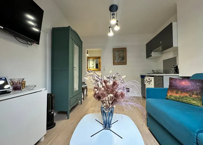 Cosy 5 Minutes Tour Eiffel * París